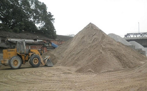 南阳沙子最新价格揭秘,一文掌握建材市场动态!