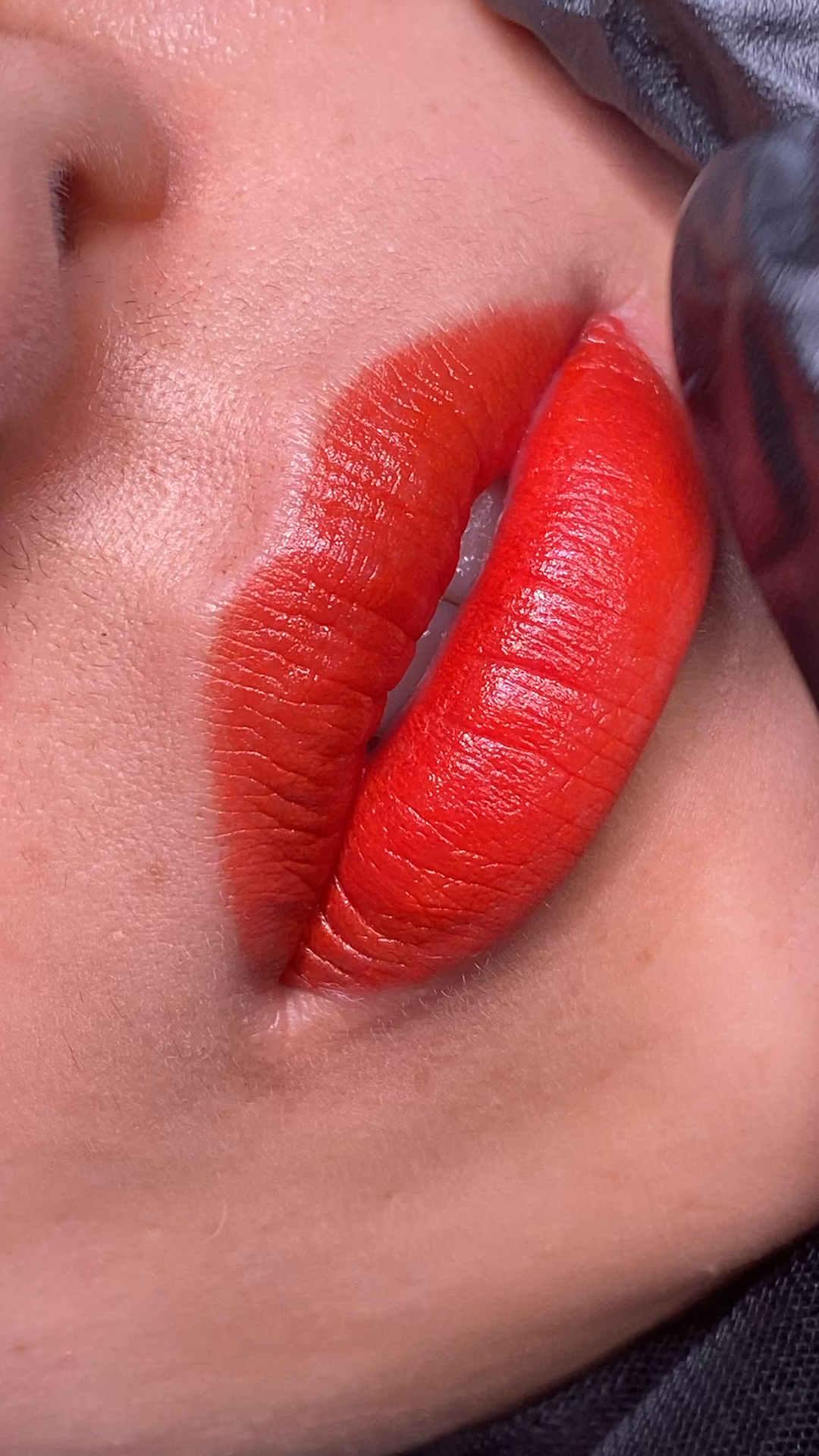 最新漂唇图片大放送，时尚美妆潮流让你一秒爱上！