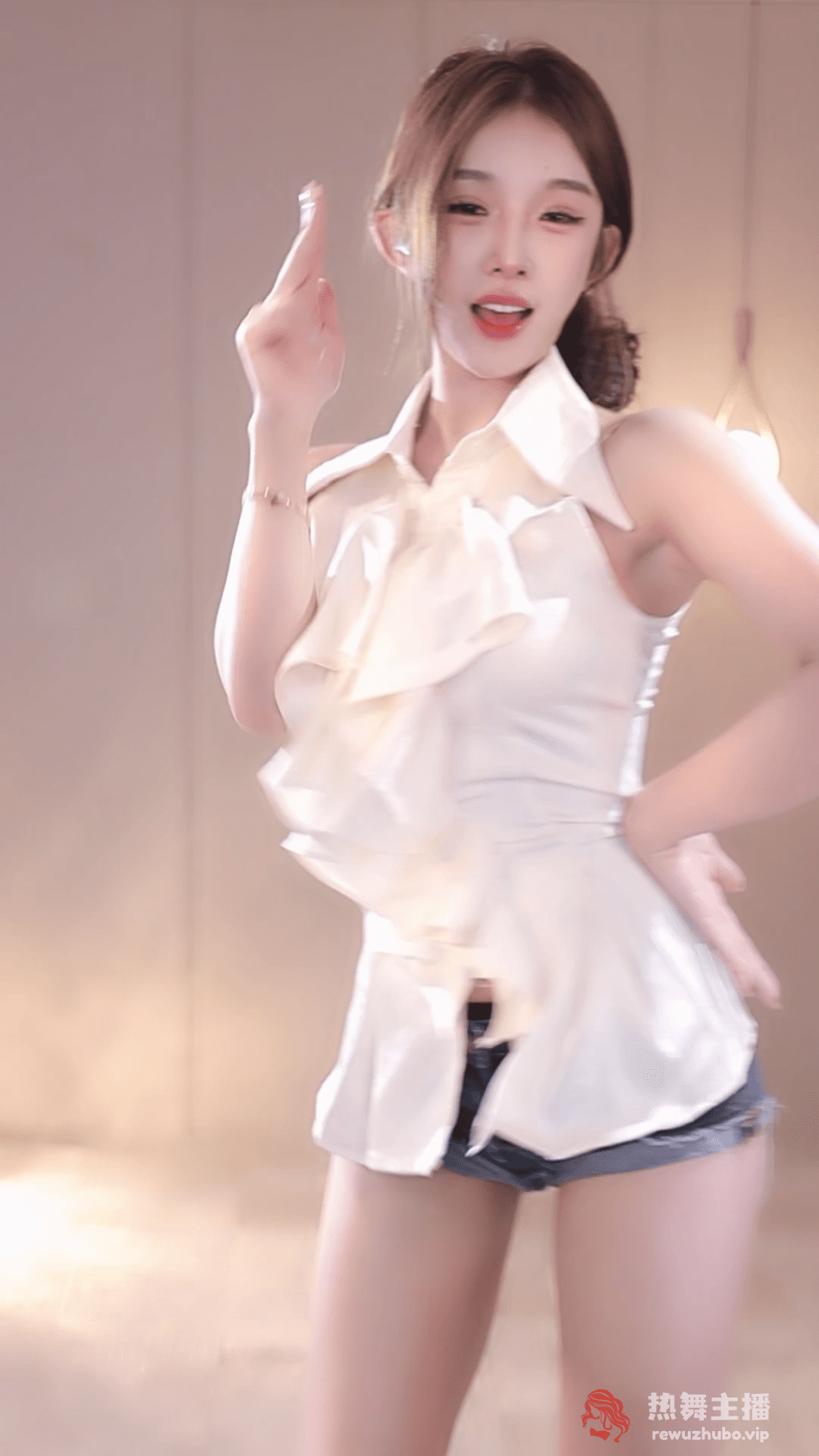 妍妍热舞学习指南，从零基础到完美演绎的舞步教学