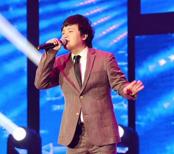 郑源最新图片，城市音符与温馨日常的交融