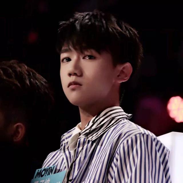 孟子坤最新阳光日常照片曝光，展现快乐生活态度