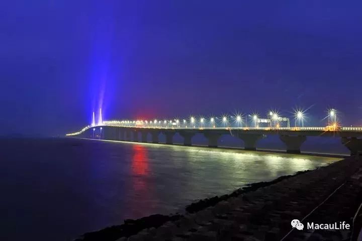 澳门一码一准100准确,最新数据挖解释明_VPM9.107投影版