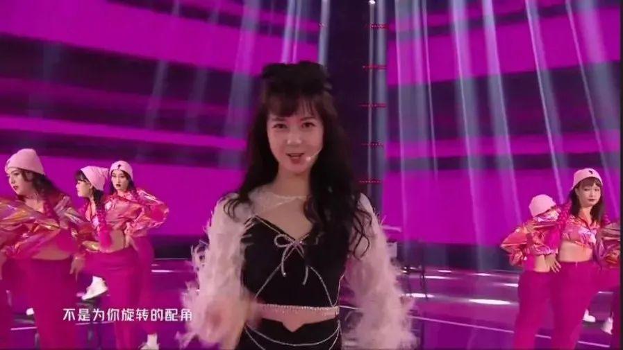 秦舞最新小说掀起阅读热潮！