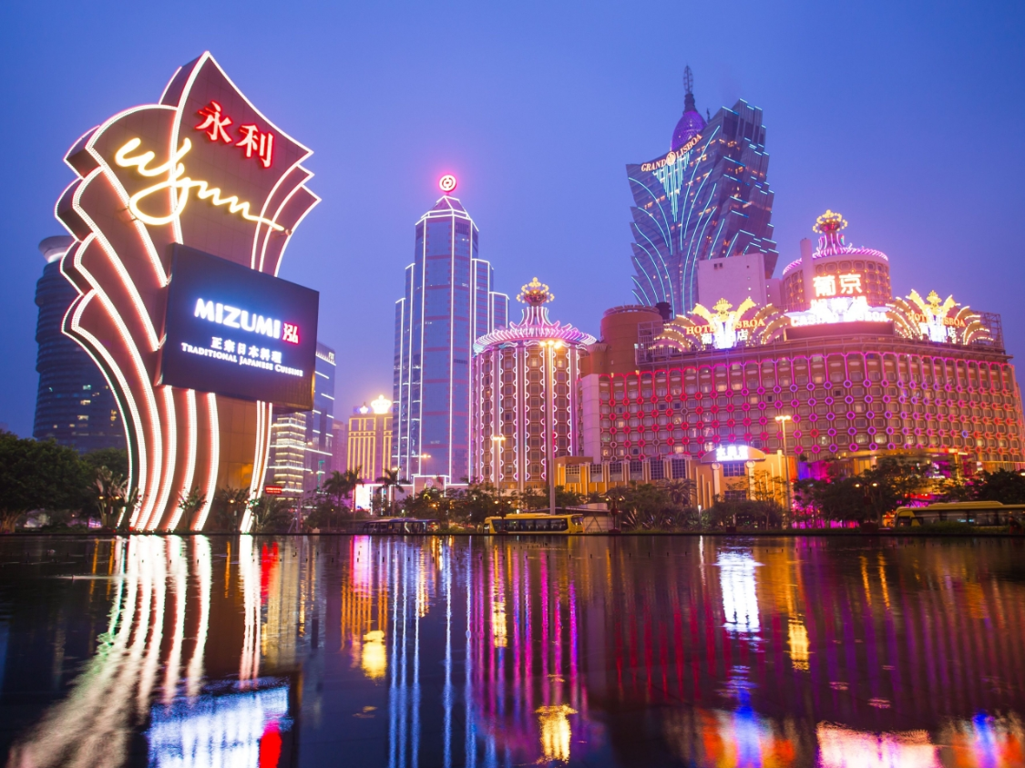 澳门彩霸王,方案优化实施_奢华版36.789