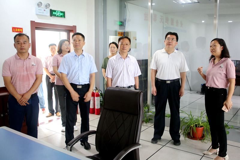 停车场服 第389页