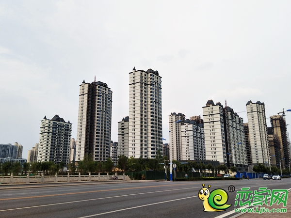 邯郸枫景华庭最新消息,邯郸枫景华庭的日常趣事与温情纽带