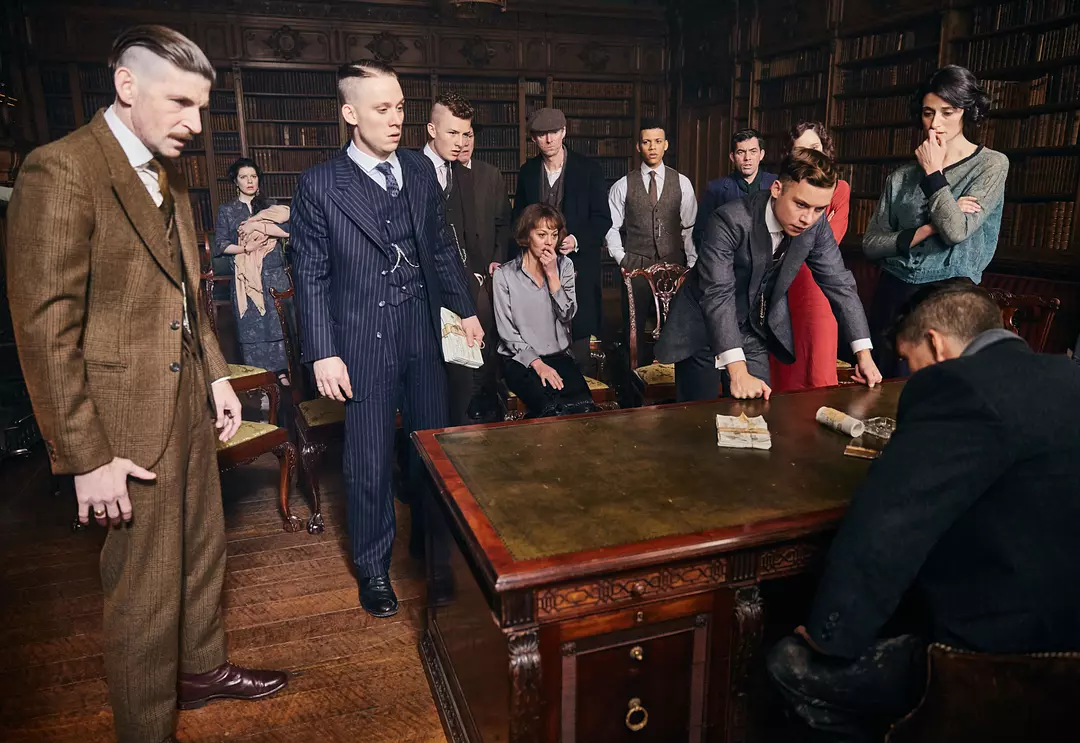 黑帮美剧最新,剧情、角色与话题热议引爆全网热议!