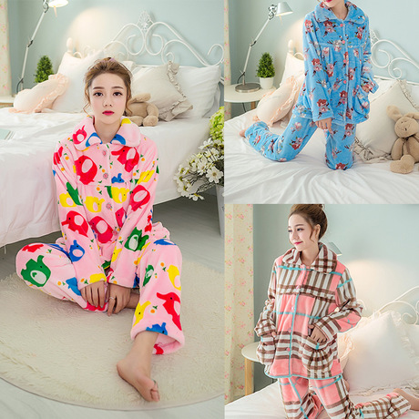 时尚变迁中的家庭服饰，自信与成就感的展现