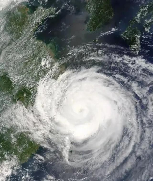 台风贝碧嘉最新动态,探索自然美景的轻松旅行之旅