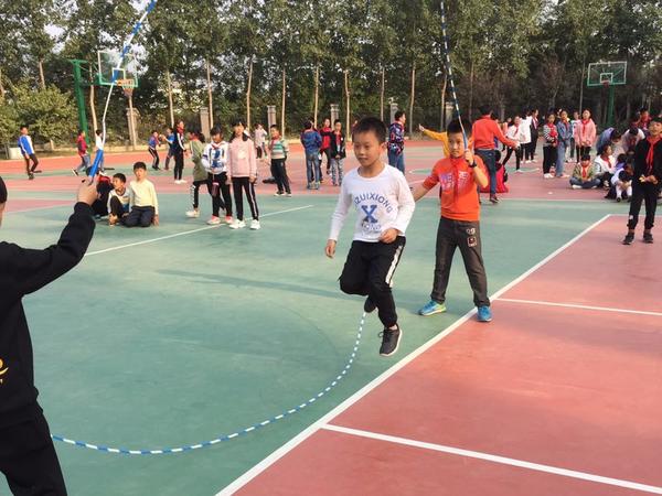 学校跳绳比赛步骤指南与精彩瞬间回顾