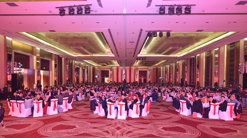 上市答谢晚宴,变化、学习与自信的力量铸就辉煌之夜
