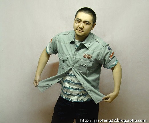 熊壮演员的日常趣事与友情纽带揭秘