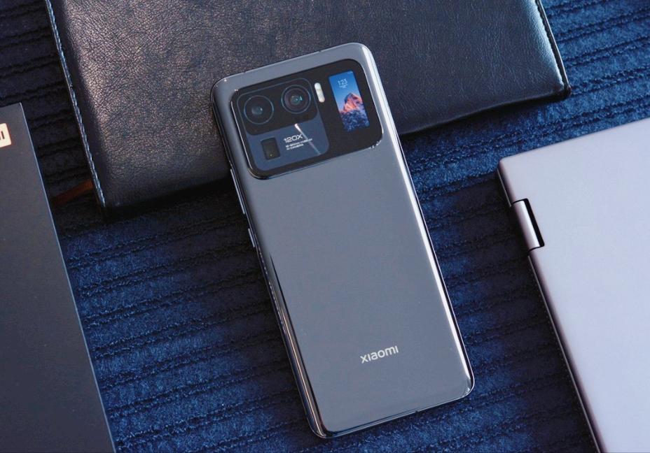 华为最新旗舰手机揭晓，科技魔法与美食秘境的探秘之旅