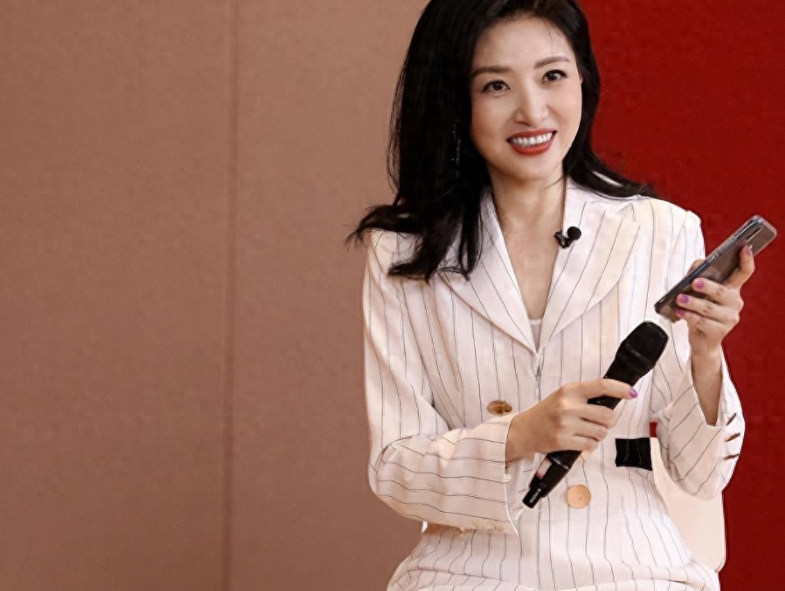 演员香香,自然美景的轻松探索之旅