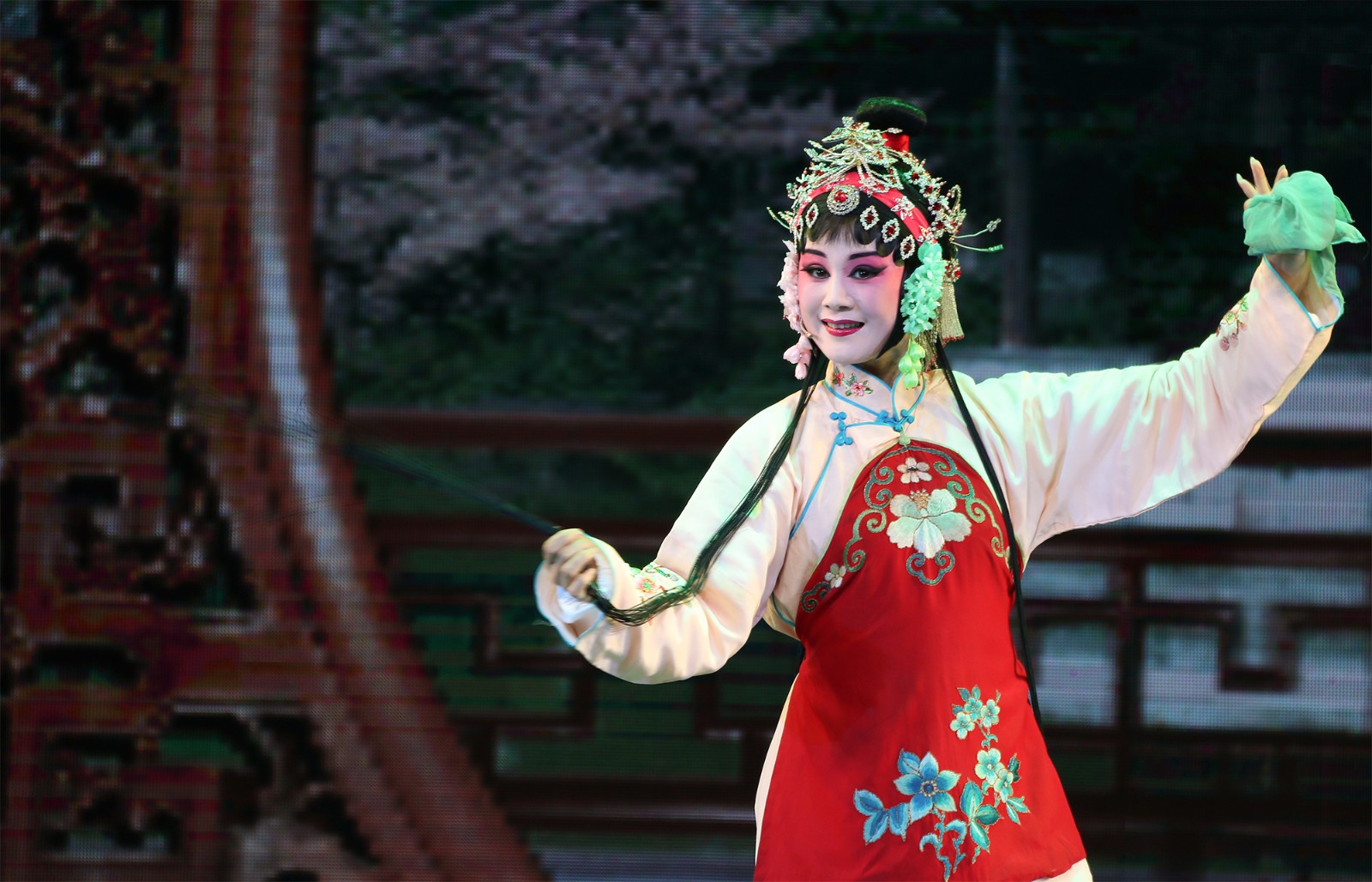 新版越剧经典玲珑女,与自然美景的邂逅与内心的宁静之旅