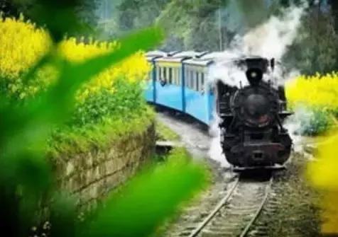 吉林市火车时刻表更新,启程的钟声,自信与成长的列车启程出发