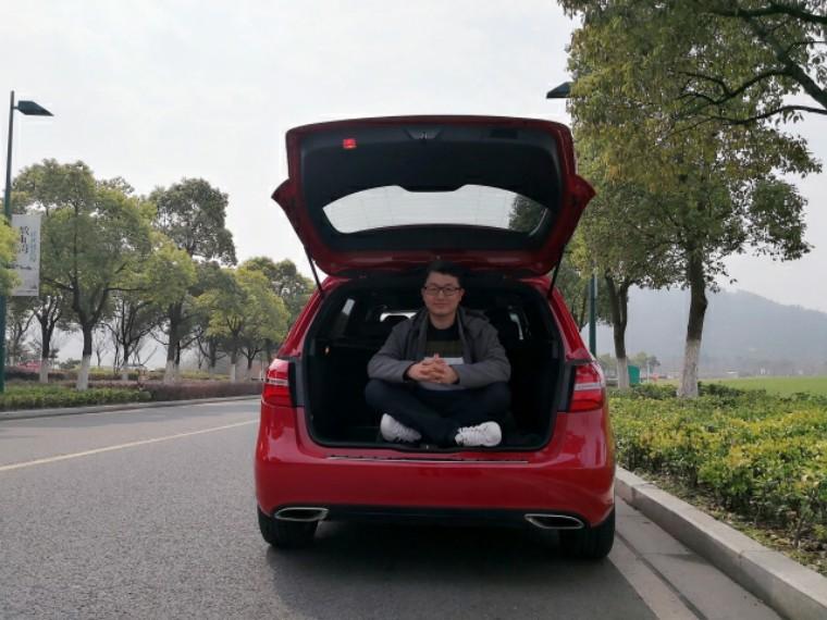 奔驰B200最新报价,豪华与经济并存的首选之选