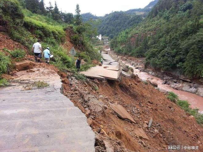 泥石流最新报道,自然探索之旅中的挑战与内心的平静与笑声同行