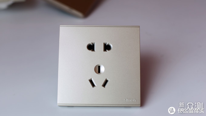 西蒙最新款开关,创新与实用性的完美融合