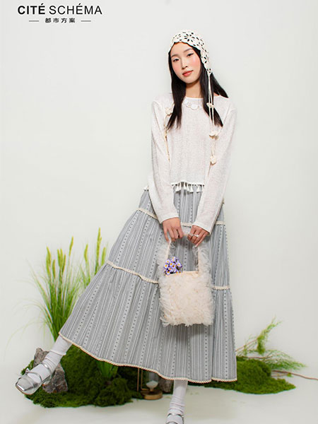 2025最新款女装,时尚风潮的演变与潮流地位