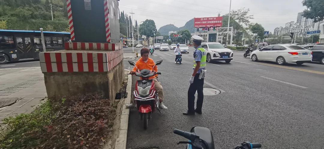 贵州安顺车辆最新动态,驶向自然,探寻内心宁静之旅